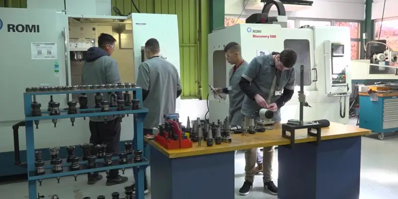 Capacitações industriais: SINDIMETAL e SENAI divulgam agenda para 2024