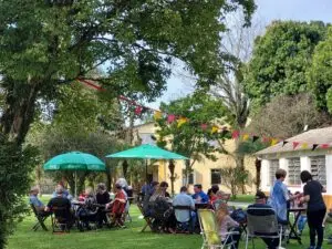 amplo e aconchegante espaço do Centro de Espiritualidade Cristo Re