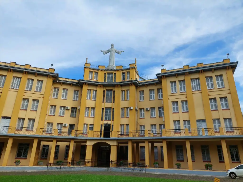 CECREI recebe a comunidade para um almoço solidário