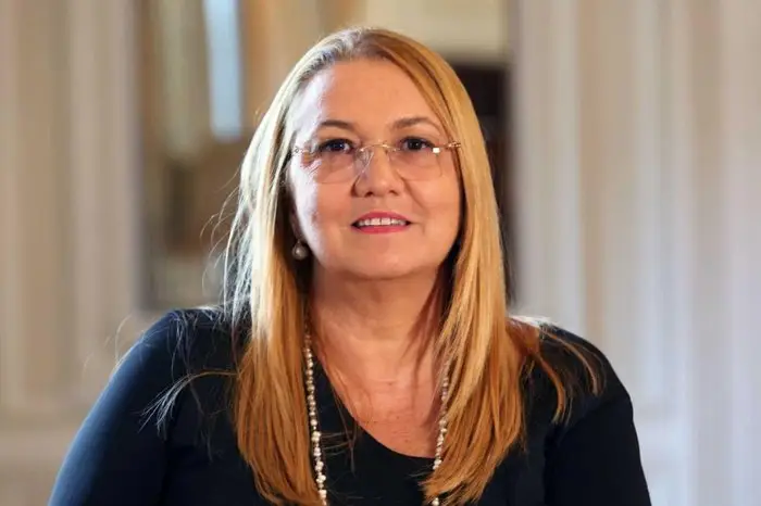 Susana Kakuta é diretora geral do SESI-RS, SENAI-RS E IEL-RS