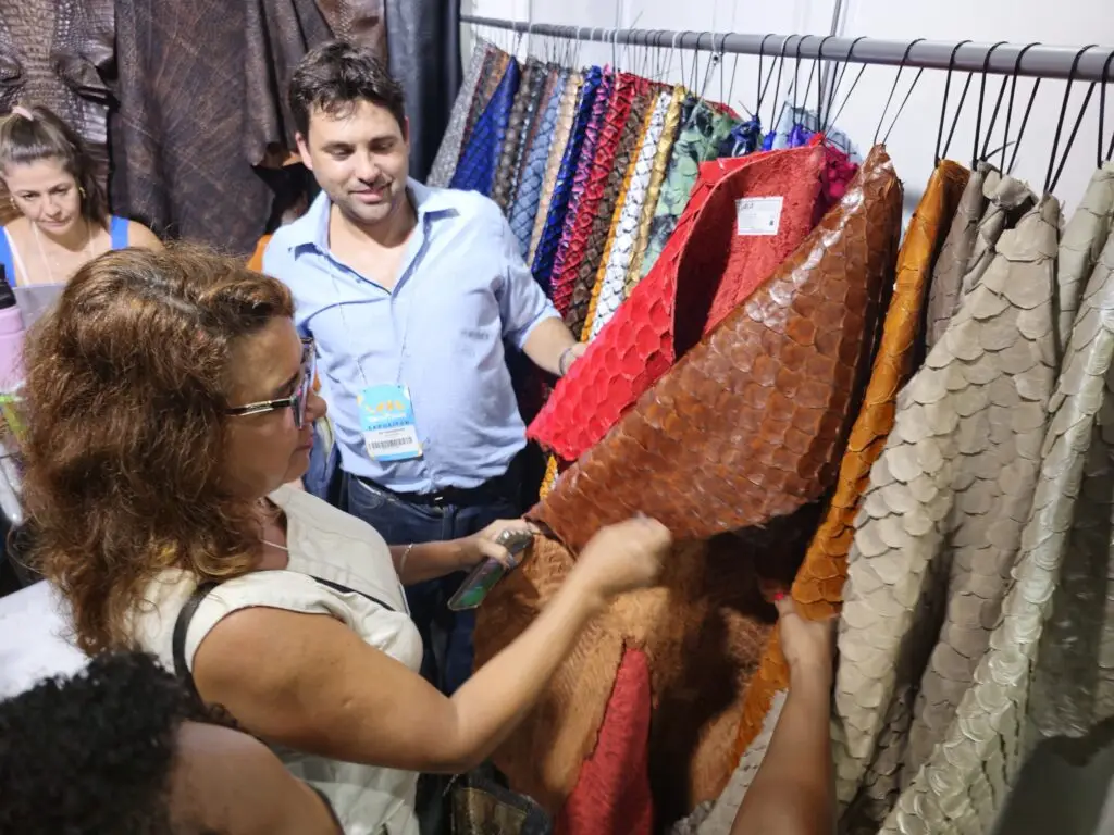 Tecnomoda, feira de couros e sintéticos