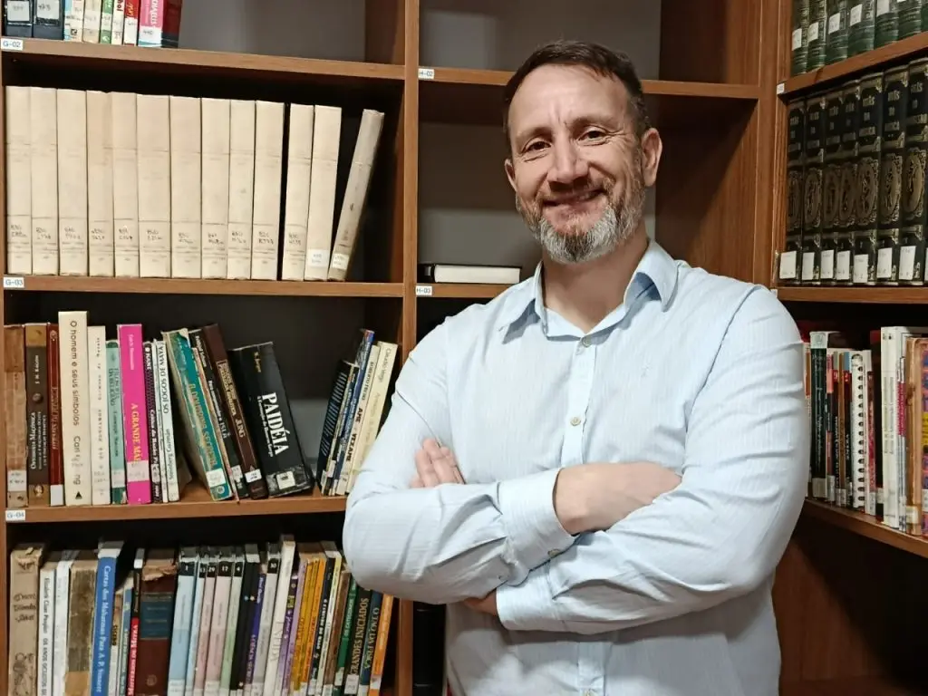 Platão e a sociedade em debate na Nova Acrópole nesta quinta-feira, 30