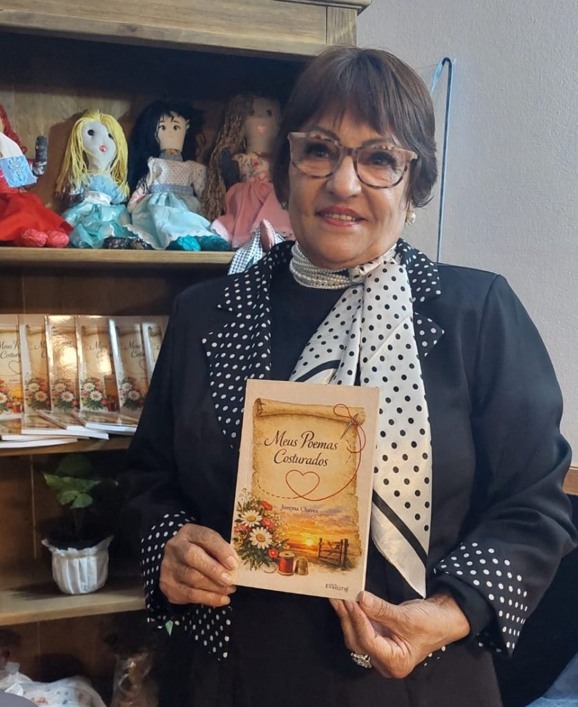 Nova obra de Jurema Chaves revela a conexão poética entre a costura de bonecas de pano e a escrita