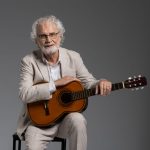 Renato Teixeira abre turnê no Rio Grande do Sul no Teatro Feevale