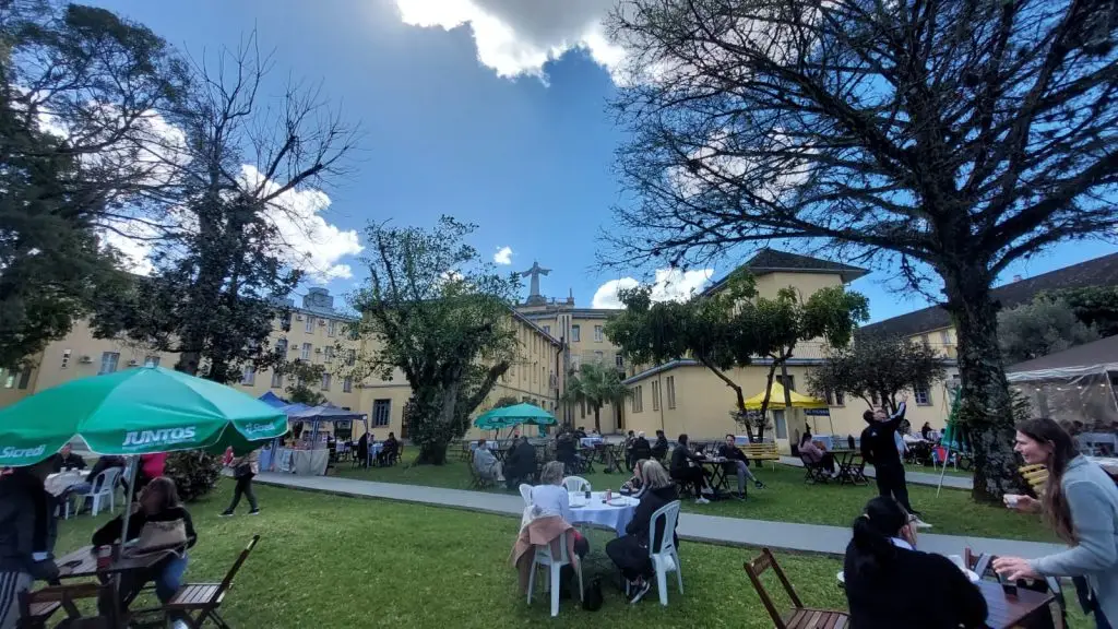 CECREI reúne centenas de pessoas no seu domingo especial