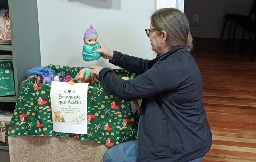 Nova Acrópole promove campanha de arrecadação de brinquedos em São Leopoldo